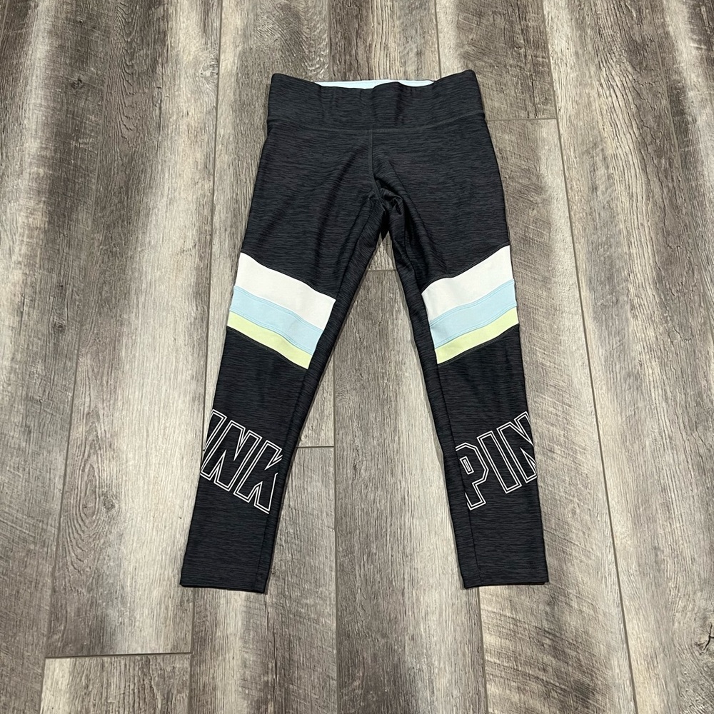 VS Grey Cropped Leggings